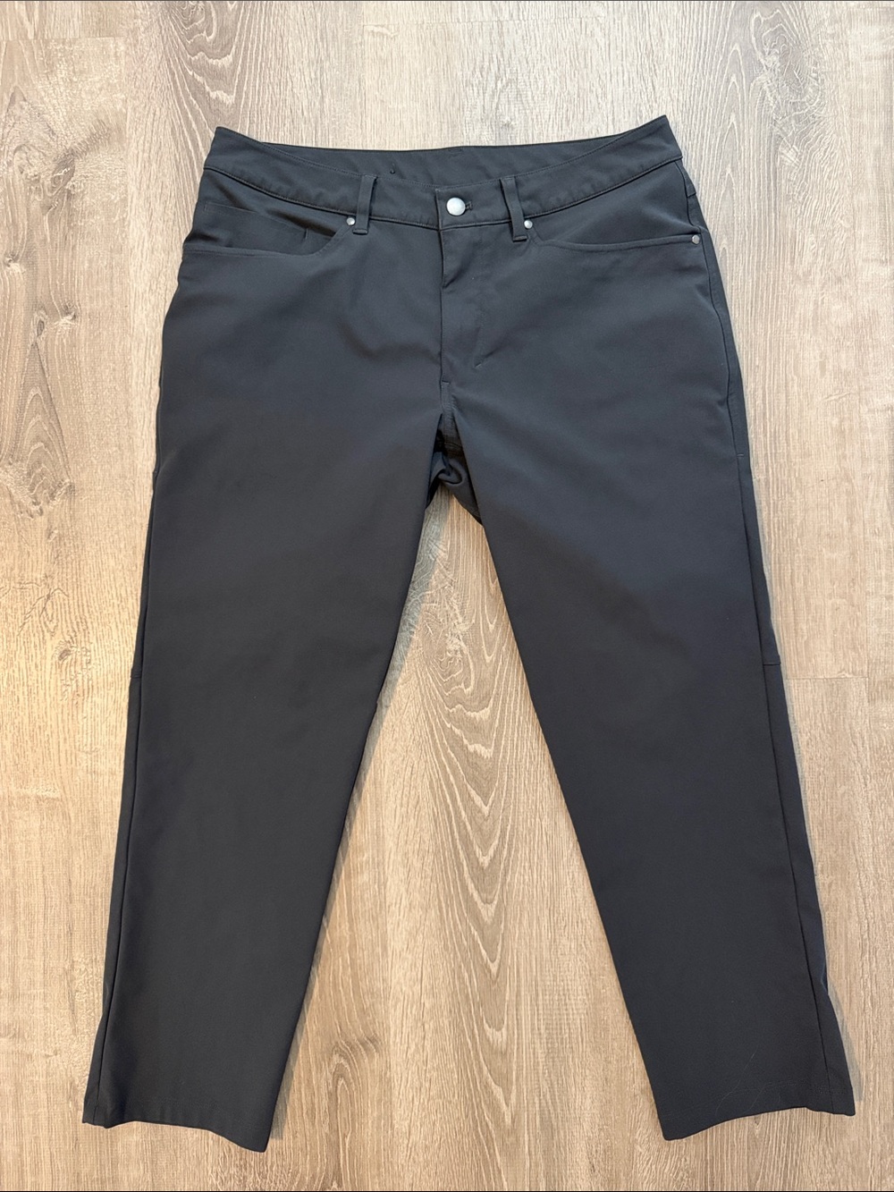 Lululemon 32 ABC Classic Fit Men’s Business Casual Straight Leg Travel Pants